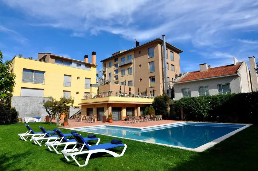 Aparthotel Solé - Image 1