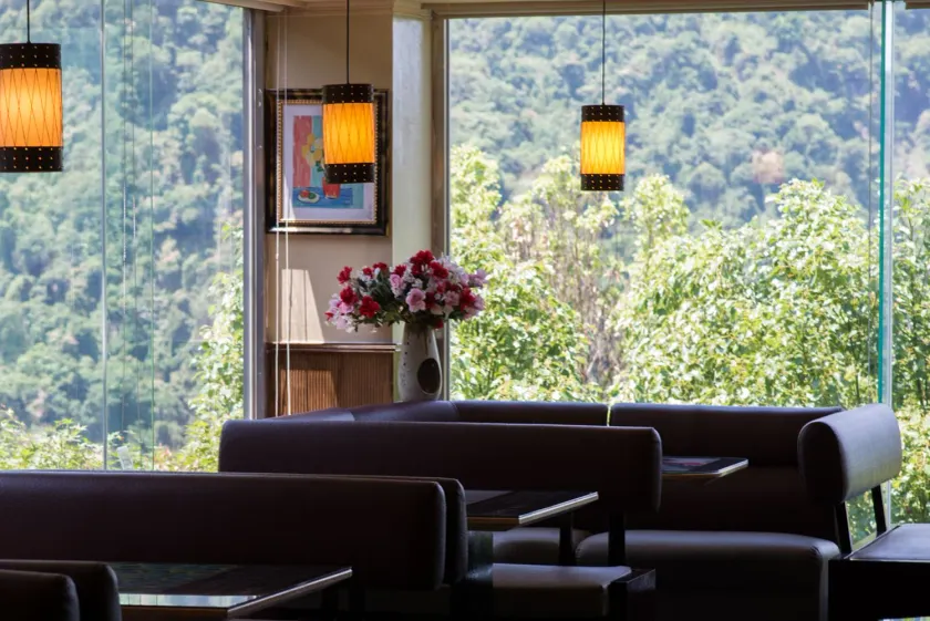 Cedarwood Villa - Image 1