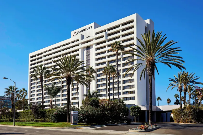 Torrance Marriott Redondo Beach - Image 1