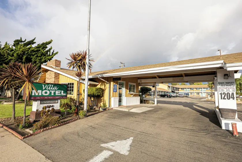 Villa Motel - Image 1