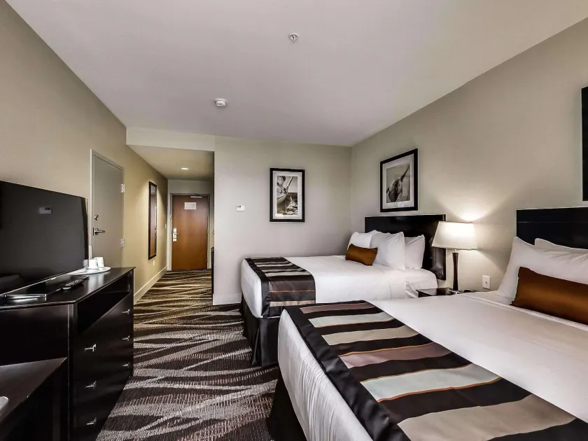 Radisson Hotel Edmonton Airport - Image 1