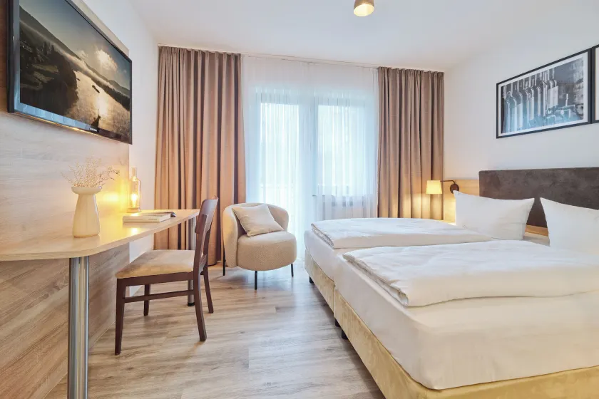 Hotel und Weingut Karlsmühle - Image 1