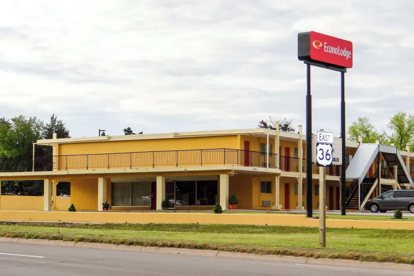 Econo Lodge Phillipsburg - Image 1