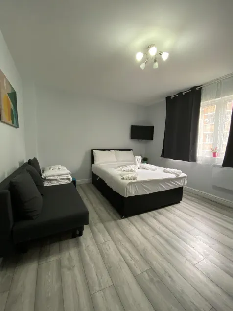 Comfort Cosy Stay - Image 1