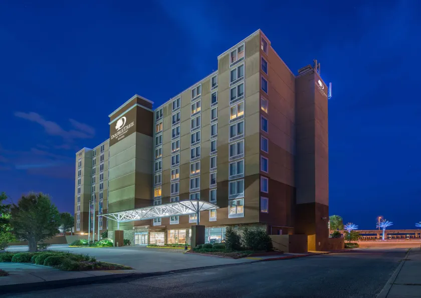 DoubleTree by Hilton Hotel Biloxi - Image 1