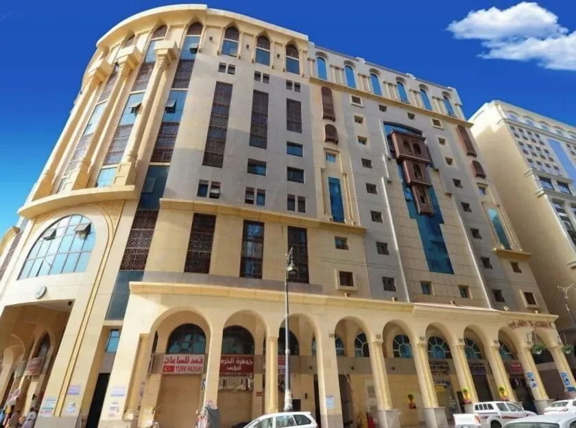 Mukhtara Al Gharbi Hotel - Image 1