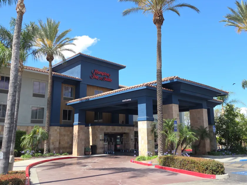 Hampton Inn & Suites Ontario - Image 1