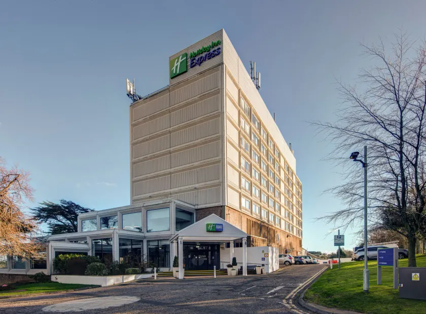 Holiday Inn Express Edinburgh City West by IHG - Image 1