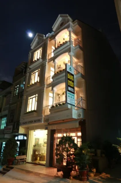 Dang Uyen 1 Hotel - Image 1