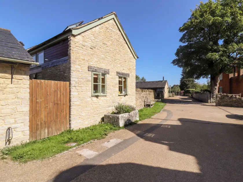 Mill View - Image 1