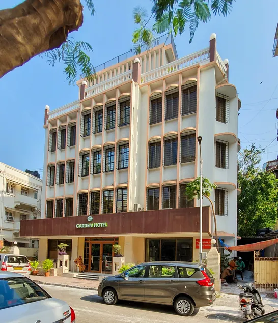 Garden Hotel - Image 1