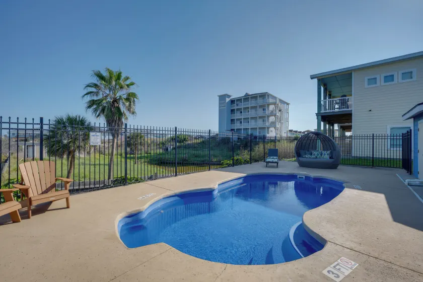 Port Aransas Home: Private Pool < 1 Mi to Beach! - Intérieur