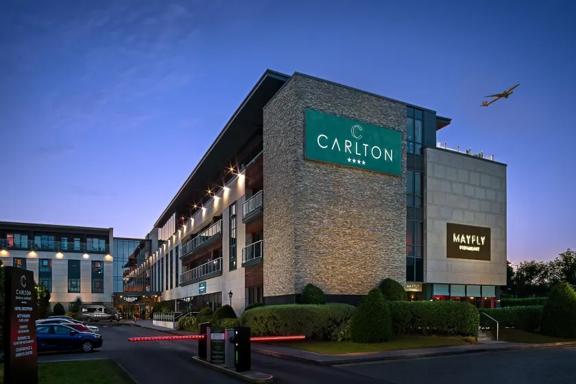 Carlton Hotel Dublin Airport - Image 1