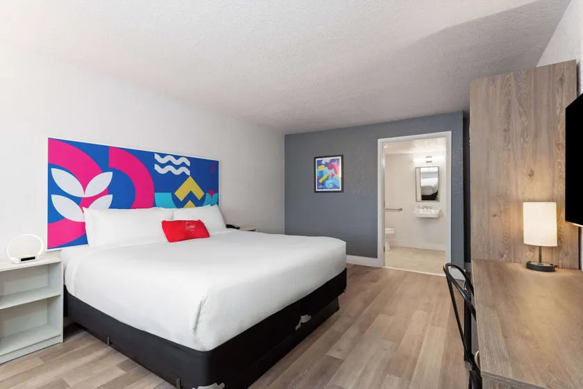 Developer Inn Highway, A Howard Johnson by Wyndham - Image 1
