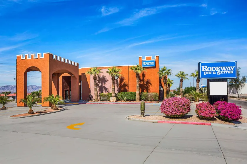 Rodeway Inn & Suites Lake Havasu City - Image 1