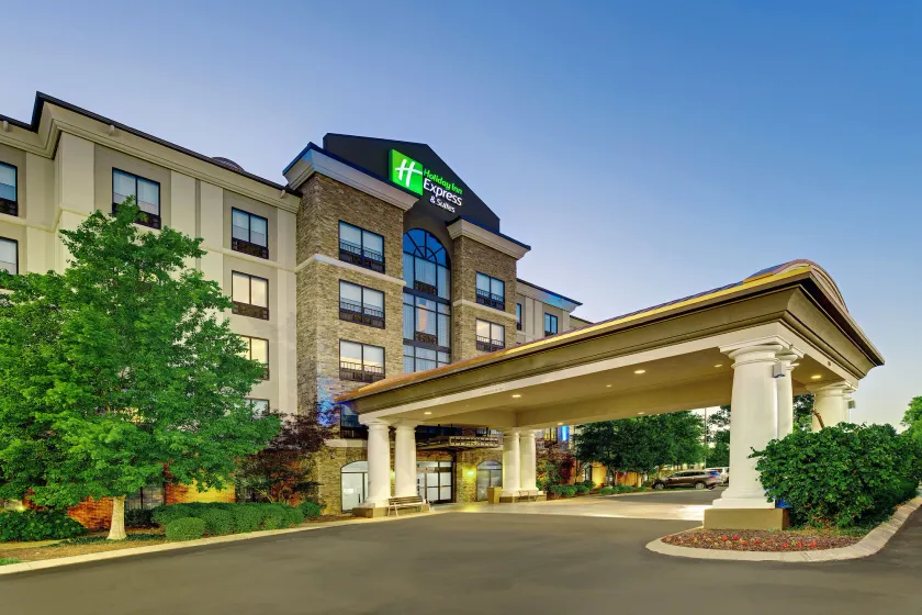 Holiday Inn Express Nashville-Opryland by IHG - Image 1
