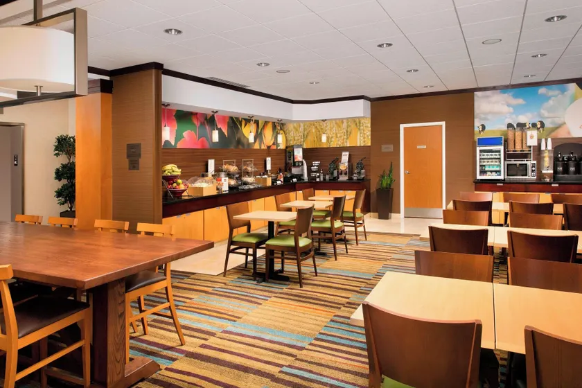Fairfield Inn & Suites-Washington DC - Image 1