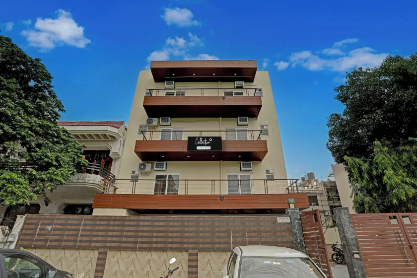 Super Collection O Sector 55 Noida Near Noida Stadium - Image 1