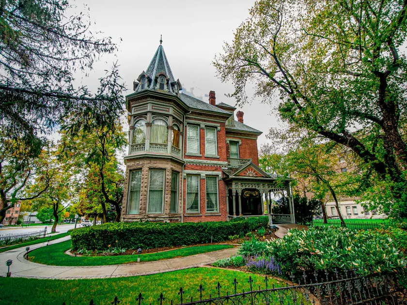 The Anniversary Inn - South Temple - Image 1