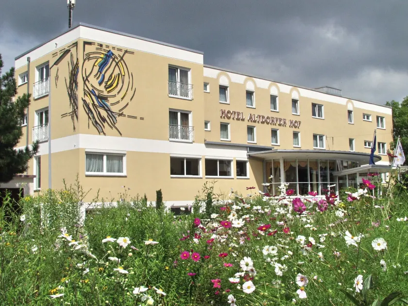 AKZENT Hotel Restaurant Altdorfer Hof - Image 1