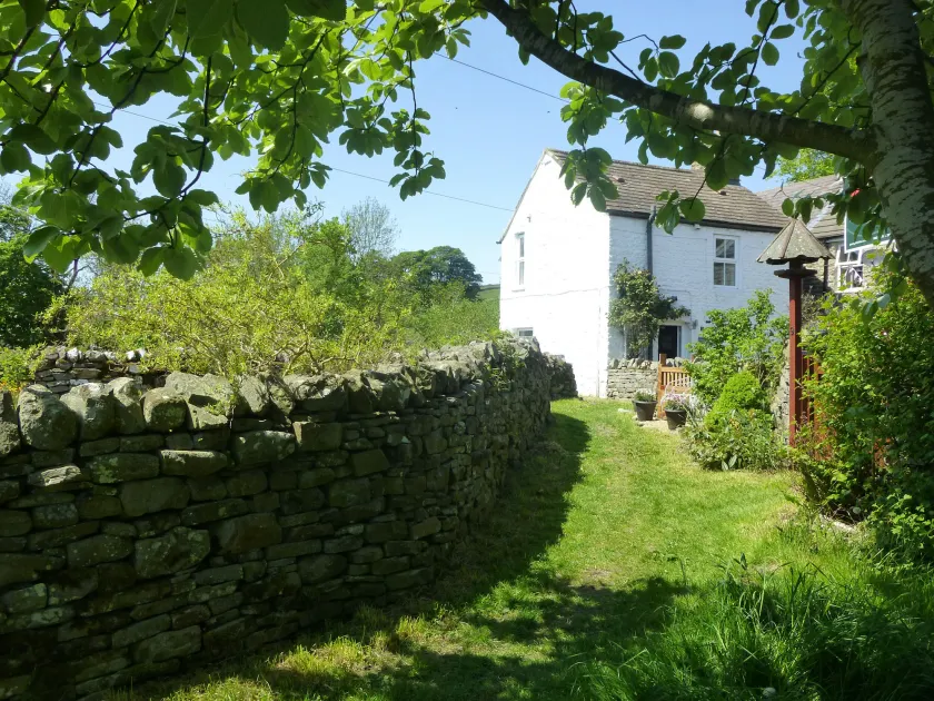 Middlehope Cottage - Image 1