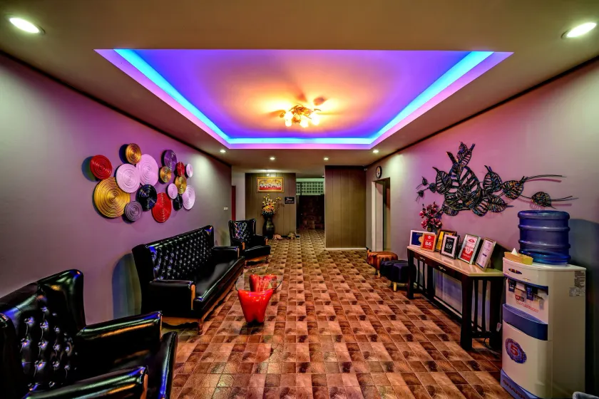 Naiyang Place - Phuket Airport - Hall
