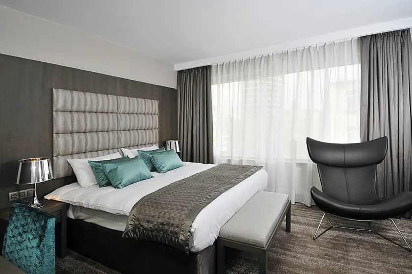 Hotel Agenda Louise - Image 1