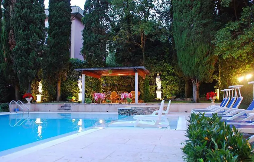 Hotel Désirée by Double Hospitality - Image 1