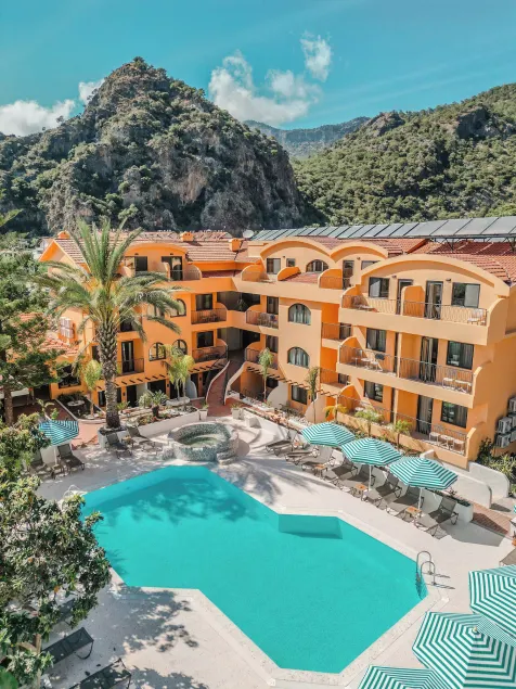 Unsal Hotel - Image 1