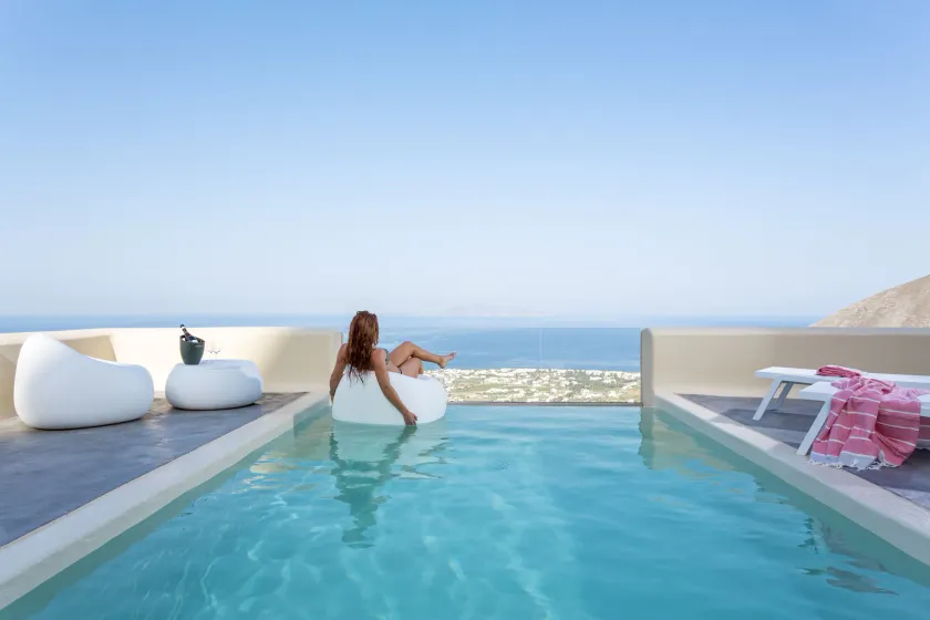 Skyfall Suites - Adults Only - Image 1