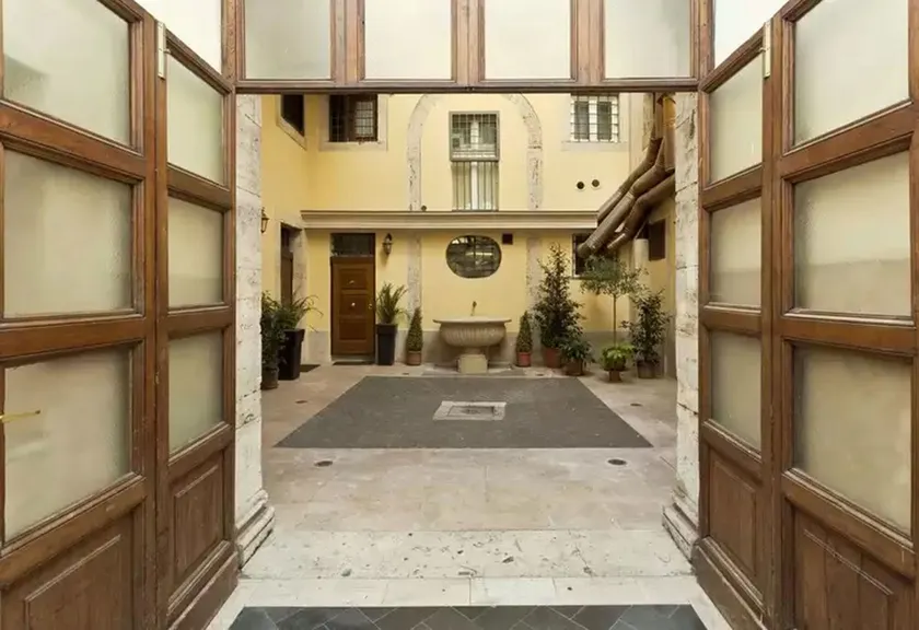 Navona Stay - Entrée intérieure