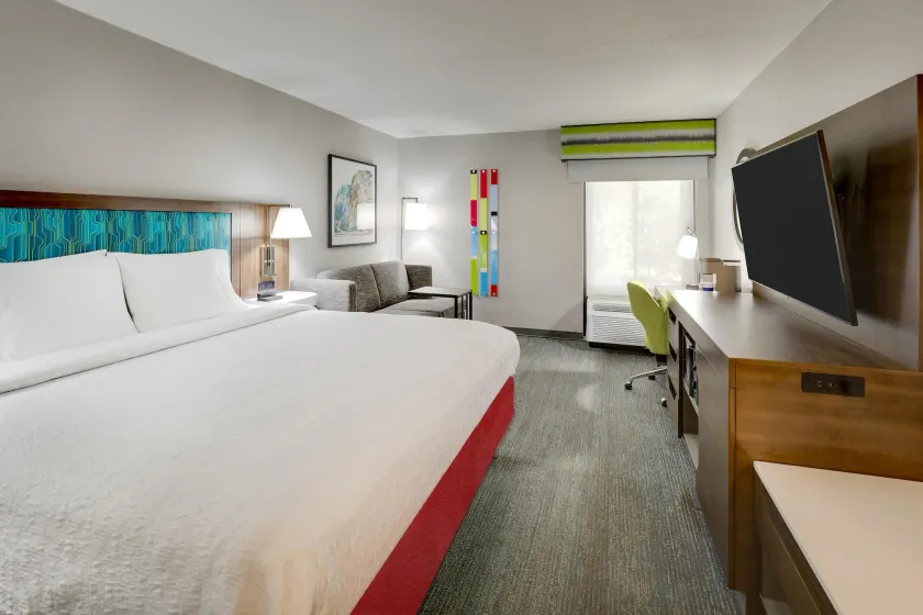 Hampton Inn Beaufort - Image 1