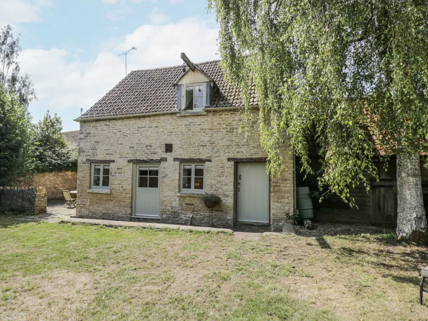 Stable Cottage - Image 1