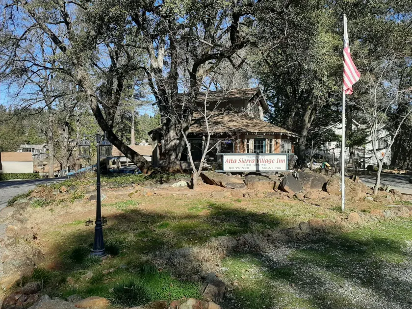 Alta Sierra Village Inn - Image 1