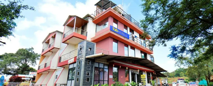 JK Hotels & Spa, Mahabaleshwar - Image 1