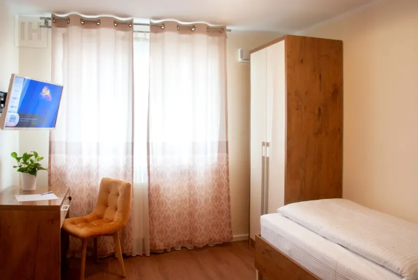 Hotel Isha - Image 1
