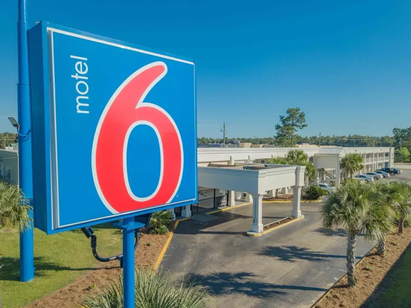 Motel 6-Saraland, AL - Image 1