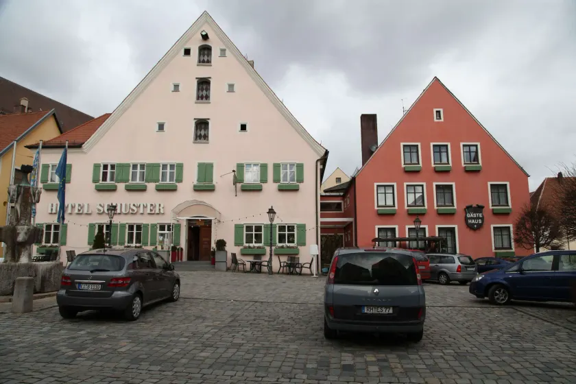 Hotel-Landgasthof Schuster - Image 1