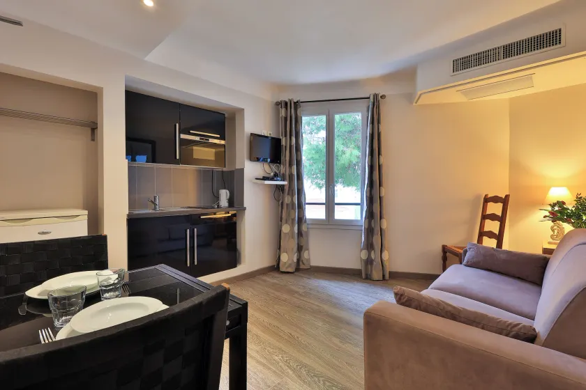 Emeraude Résidence Hotelière - Image 1