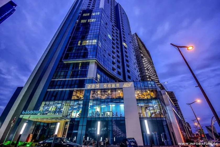 New Wave Hotel - Image 1