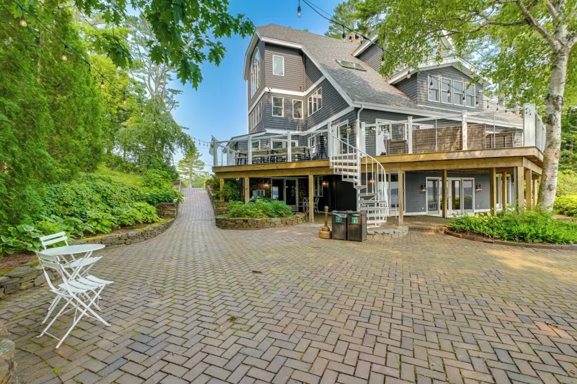 The Beachhouse Retreat w/ Prescot Bay Views! - Image 1