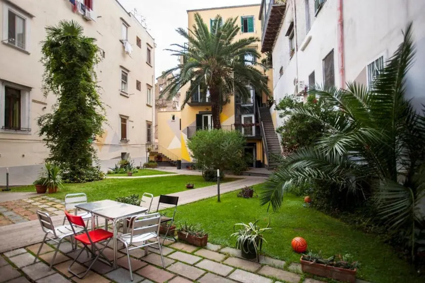 La Controra Hostel Naples - Image 1