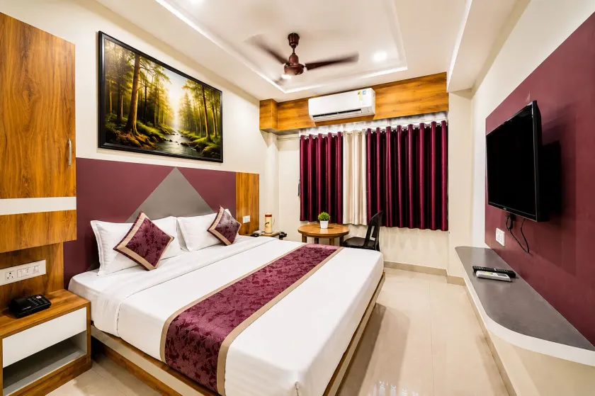 Hotel Apollo Sp Ring Road Odhav Ahemdabad - Image 1