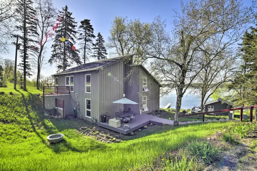 Hilltop Green Lake Home: Dock, Kayaks, Views! - Image 1