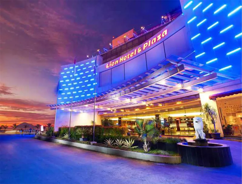 Lion Hotel & Plaza Manado - Image 1