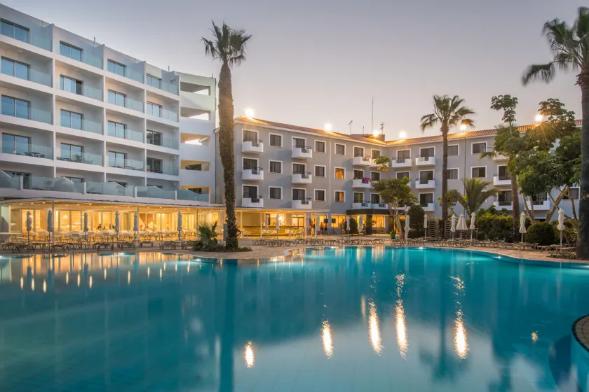 Narcissos Waterpark Resort - Image 1