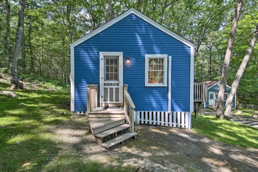 Updated Tiny House Walk to Wiscasset Village - Image 1