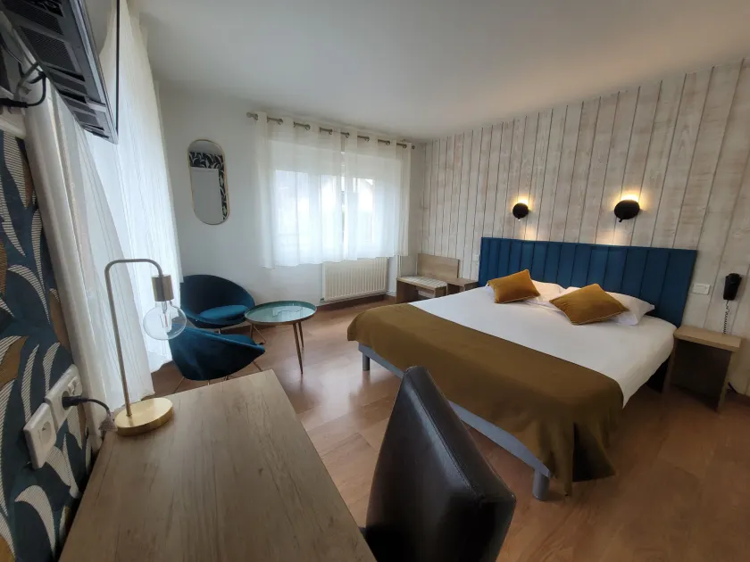 Brit Hotel des Halles - Image 1