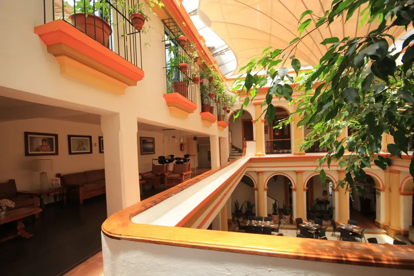 Hotel Ciudad Real Centro Historico - Image 1