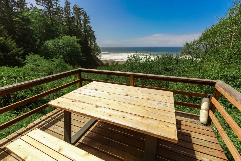 Beach Bungalow at Crook Point - Image 1